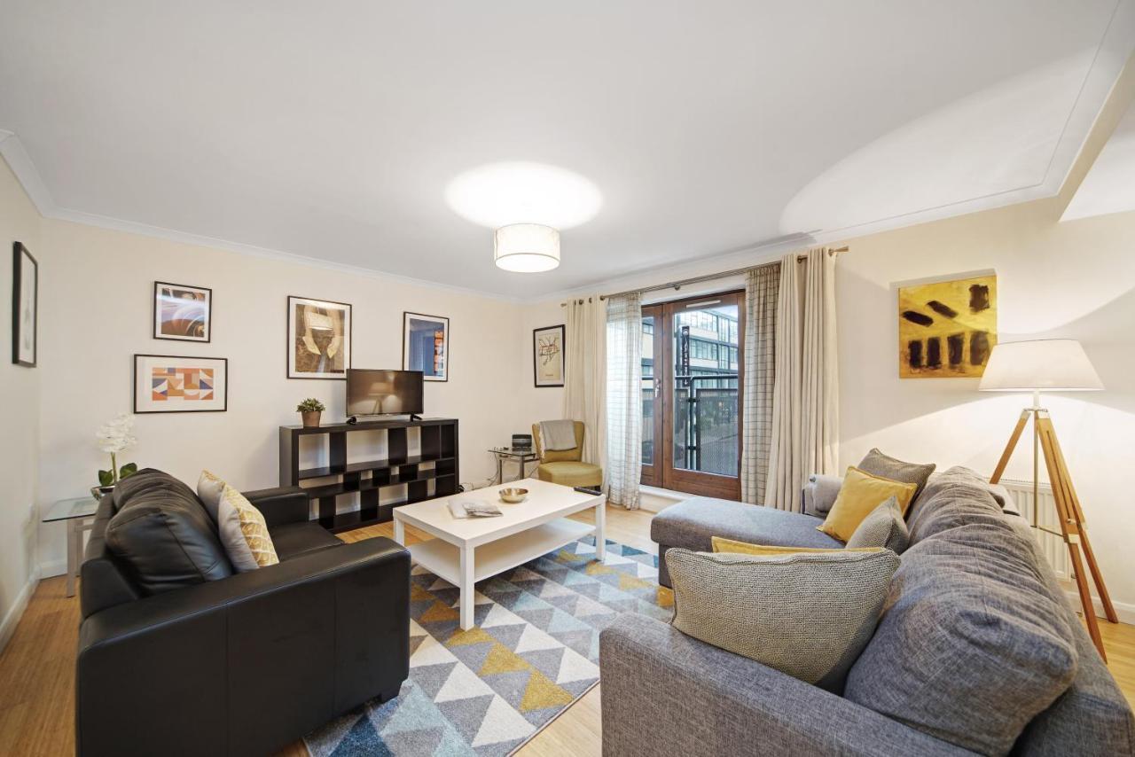 2 Bed Chic Apartment Near Shoreditch & Liverpool St Free Wifi & Parking By City Stay Aparts ロンドン エクステリア 写真